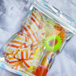 Combos de scrunchies y gloss