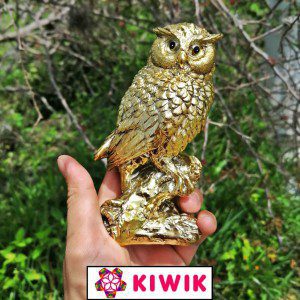 búho en resina importada