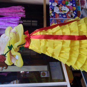 Piñatas tipo canasta